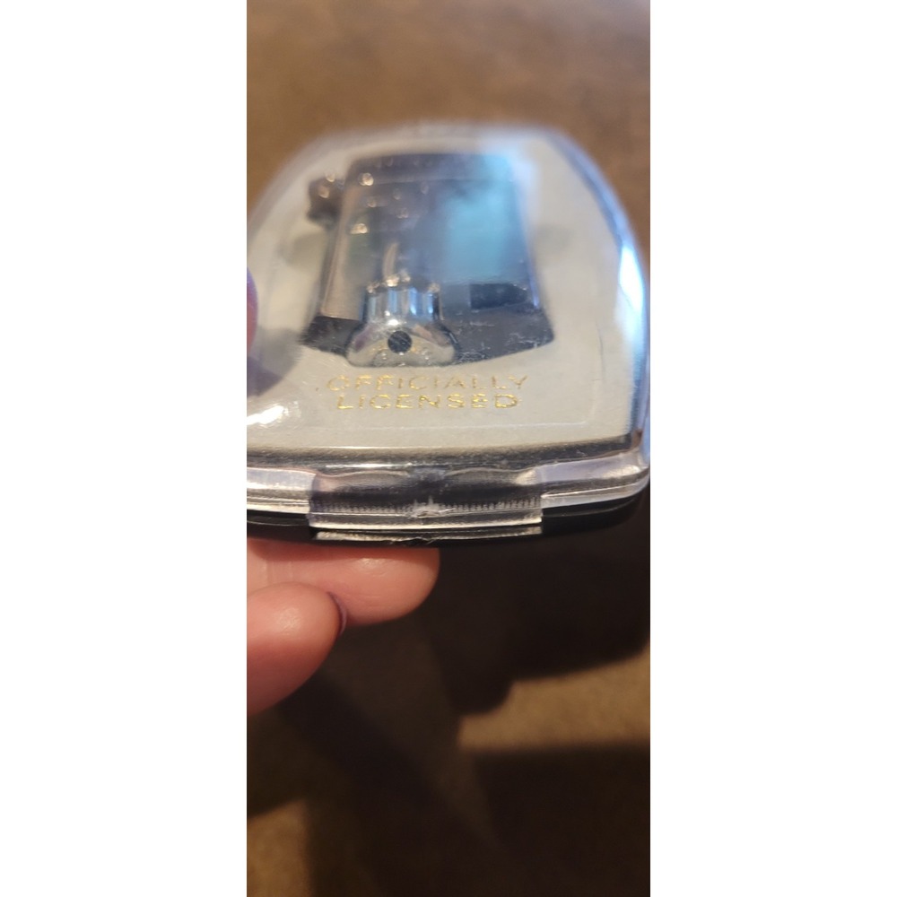 Vintage 2001 Jeff Gordon NASCAR Officially Licensed Butane Lighter With Case - Picture 4 of 6